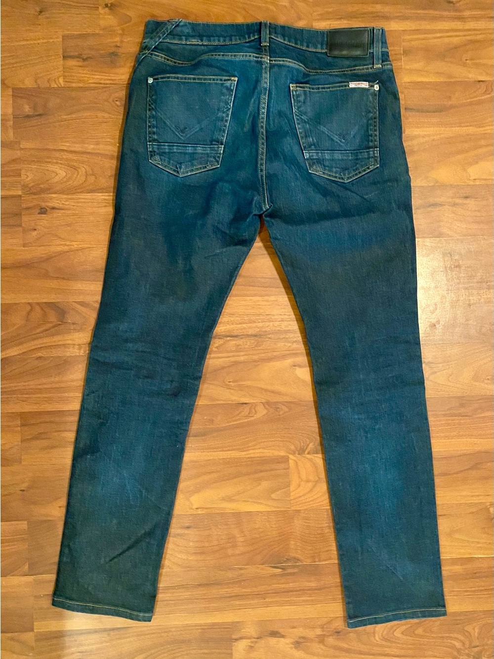 Hudson Jeans Men's Dark Indigo Straight Fit Jeans size 32 like new - Picture 2 of 3